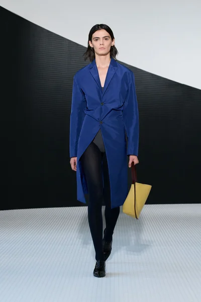 Look 57